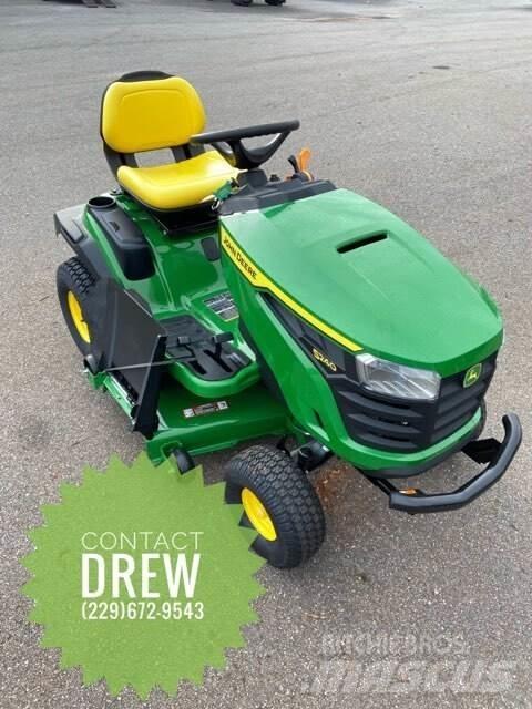 John Deere S240 Коммунальные тракторы