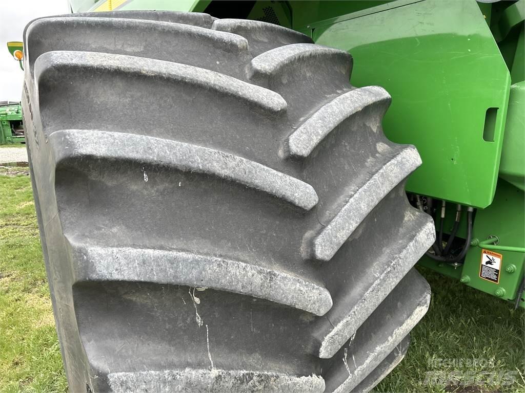 John Deere S680 Зерноуборочные комбайны
