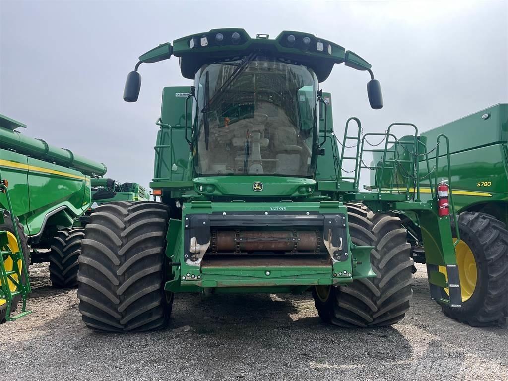 John Deere S790 Зерноуборочные комбайны