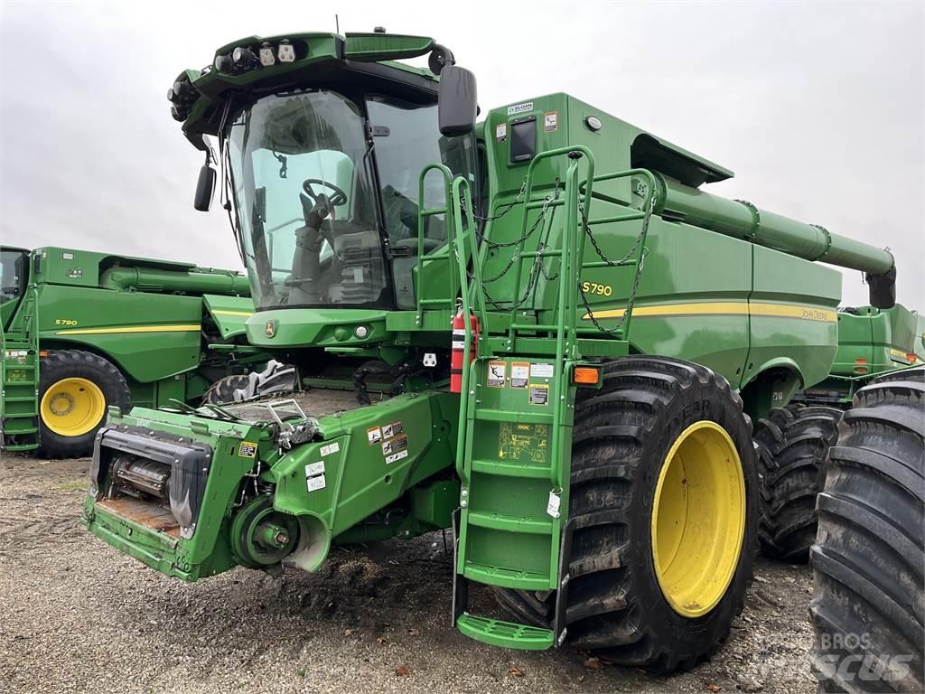 John Deere S790 Зерноуборочные комбайны