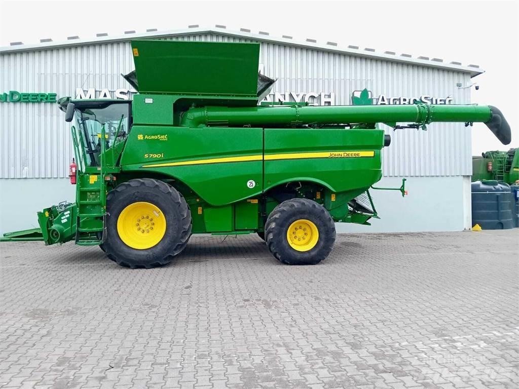 John Deere S790 Зерноуборочные комбайны