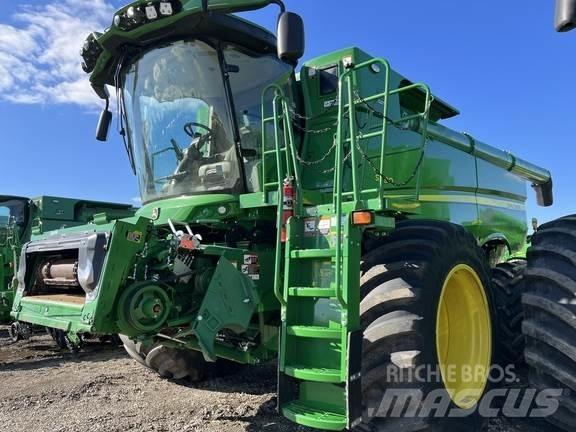 John Deere S790 Зерноуборочные комбайны