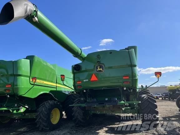 John Deere S790 Зерноуборочные комбайны