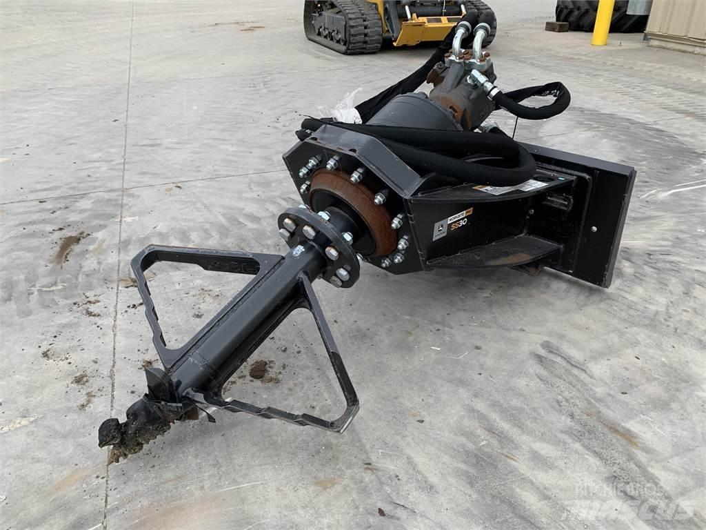 John Deere SS30 Машины для измельчения пней