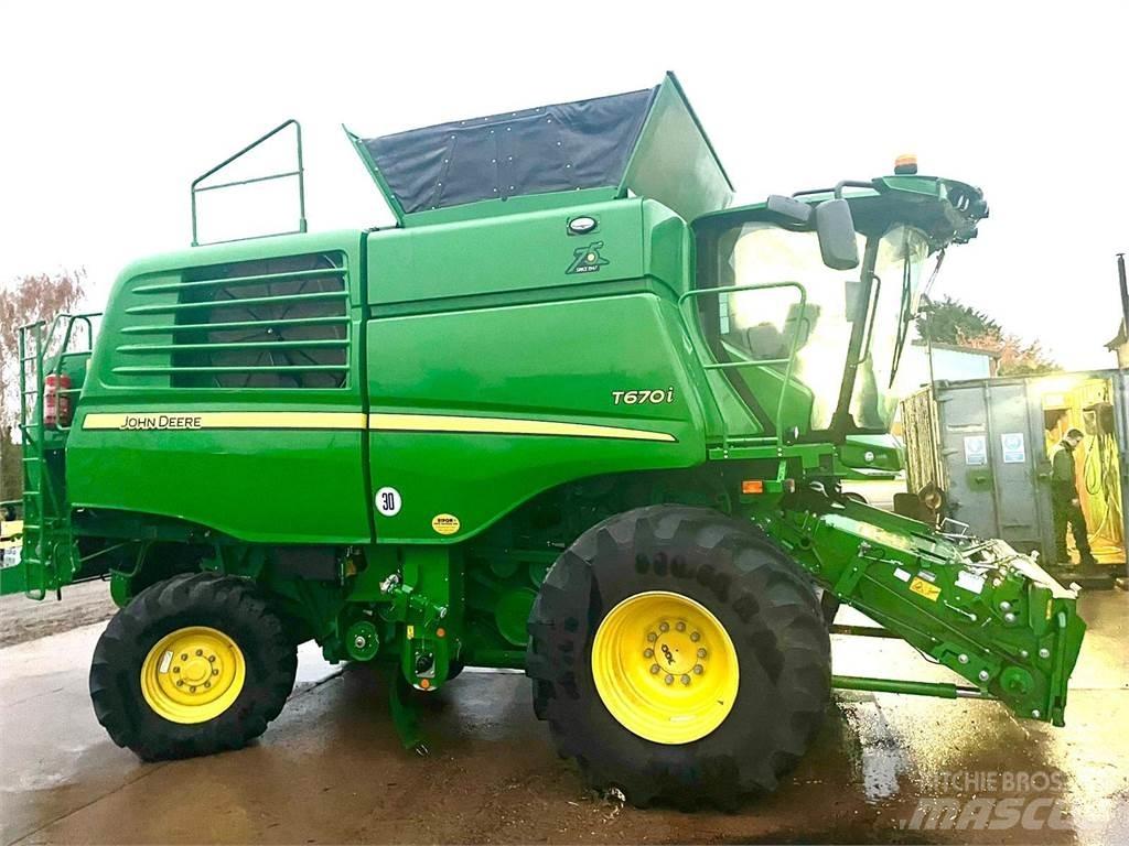 John Deere T670 Зерноуборочные комбайны