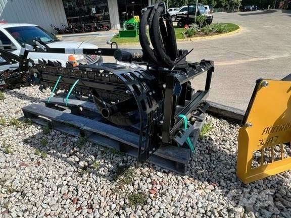 John Deere TR60B Навесное оборудование и запчасти
