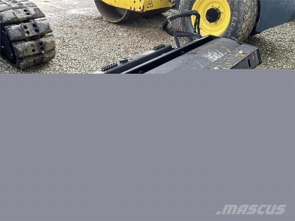 John Deere VR84C Строительная техника - Другие