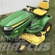 John Deere X330 Коммунальные тракторы