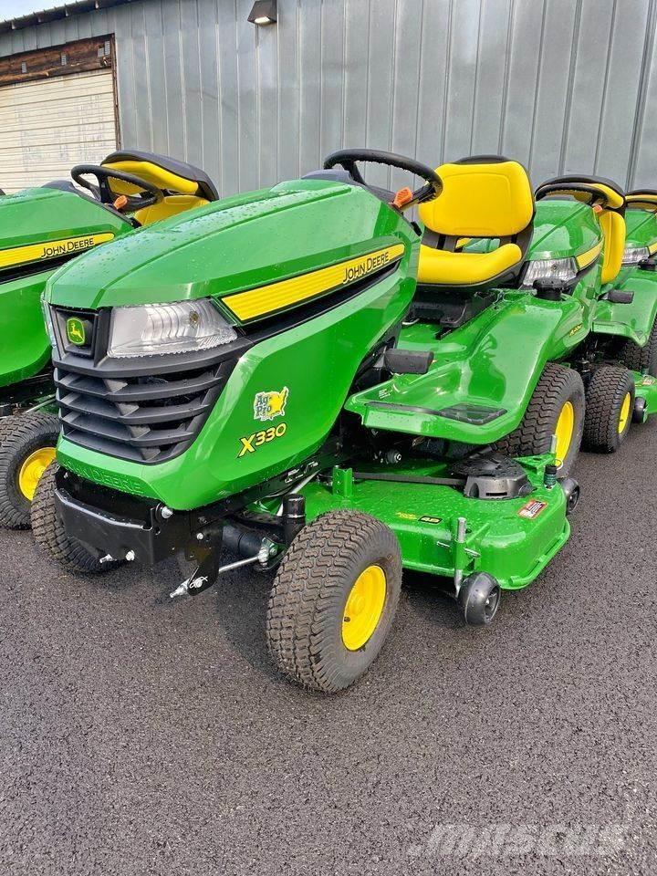 John Deere X330 Коммунальные тракторы