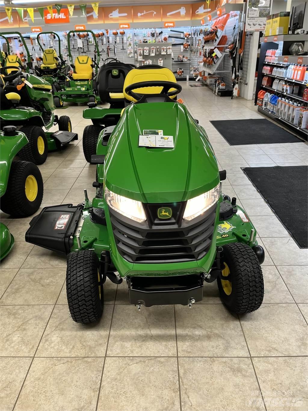John Deere X350 Коммунальные тракторы