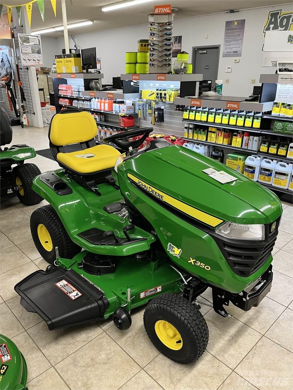 John Deere X350 Коммунальные тракторы