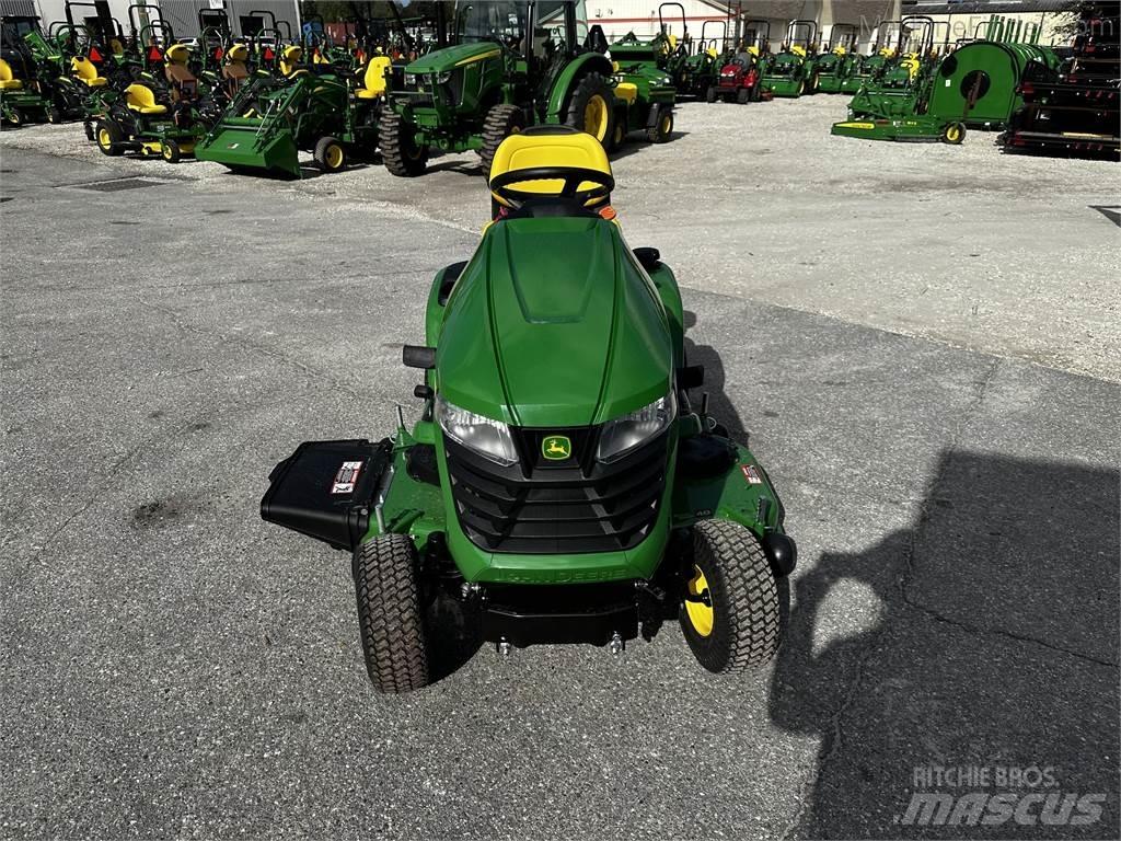 John Deere X350 Коммунальные тракторы