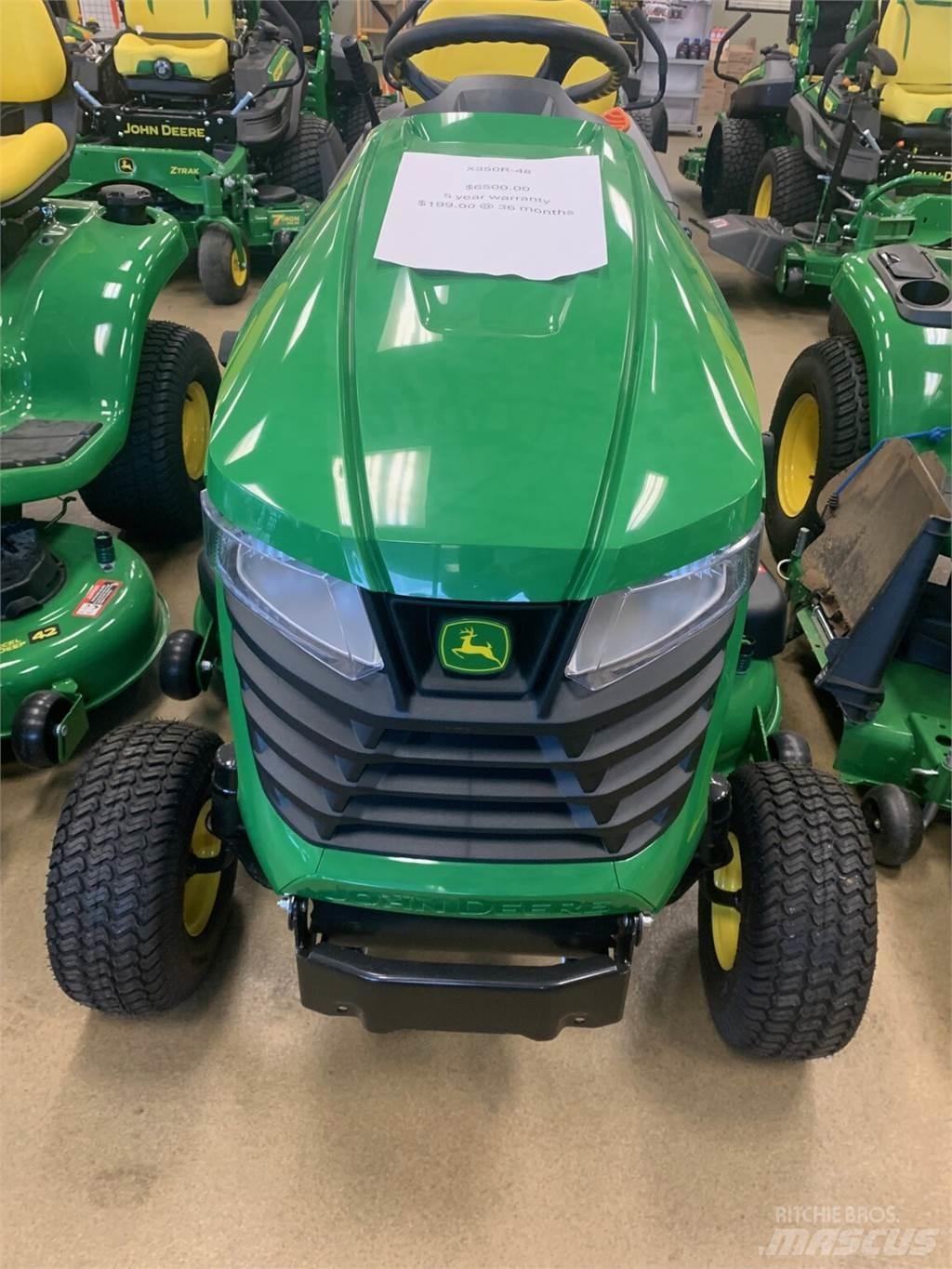 John Deere X350 Коммунальные тракторы