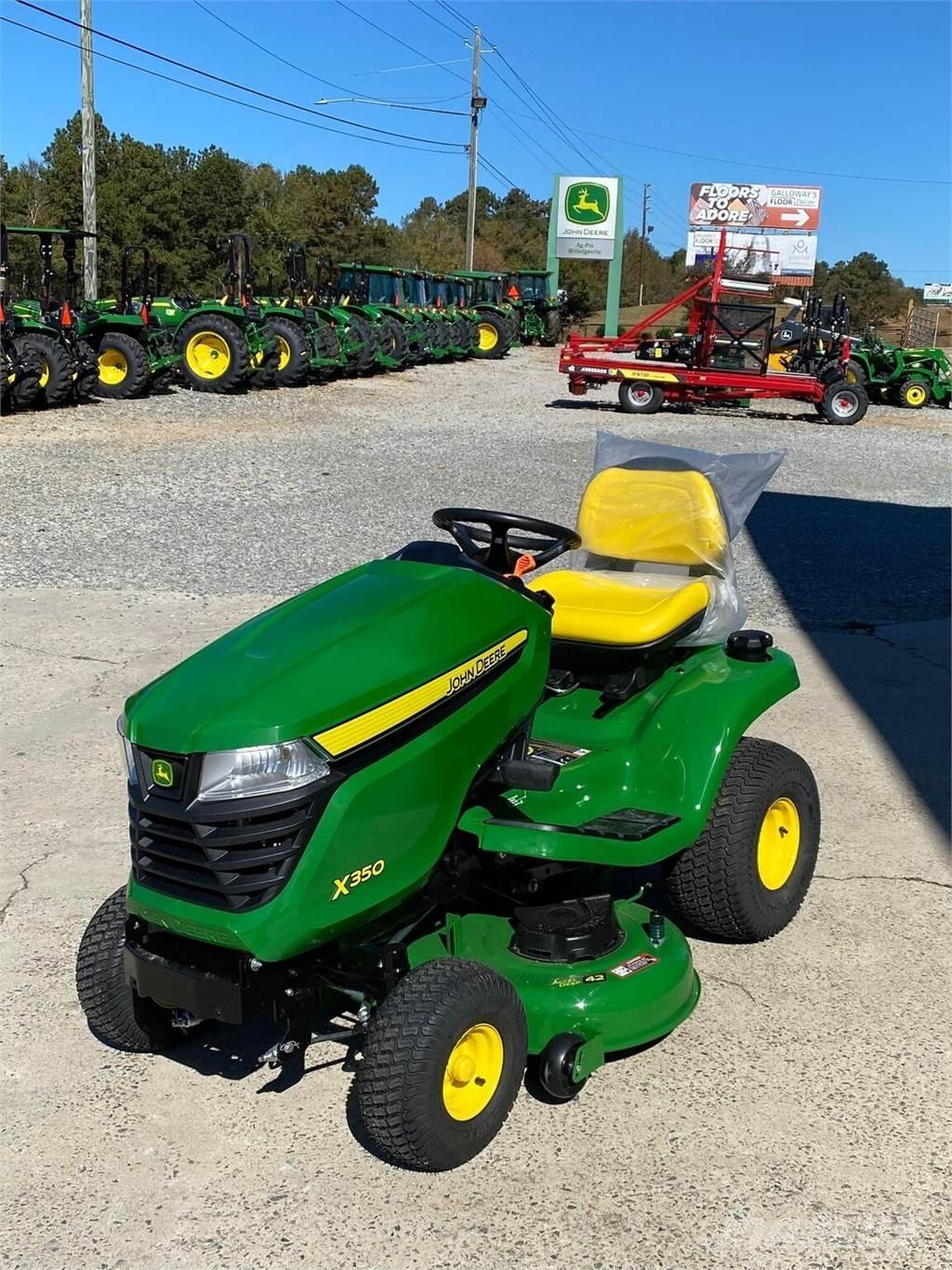 John Deere X350 Коммунальные тракторы