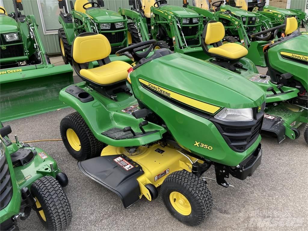 John Deere X350 Коммунальные тракторы