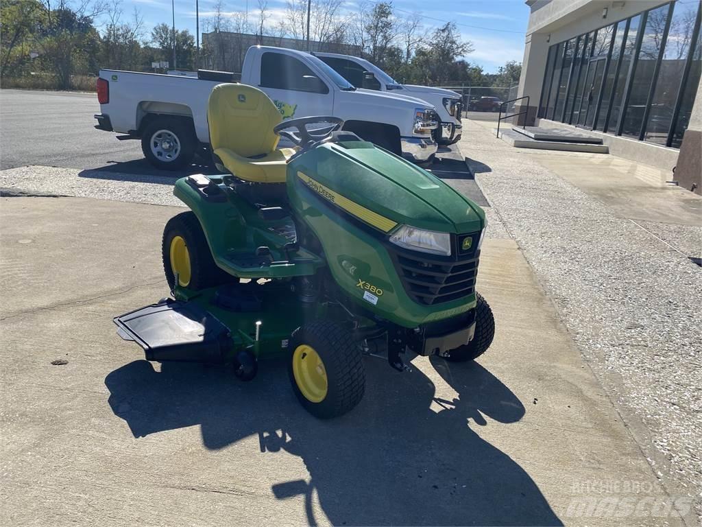 John Deere X380 Коммунальные тракторы