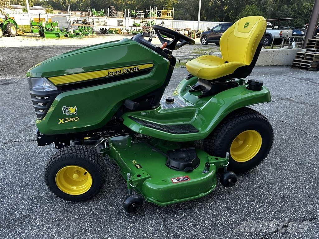 John Deere X380 Коммунальные тракторы