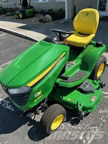 John Deere X380 Самоходные газонокосилки