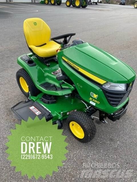 John Deere X380 Коммунальные тракторы