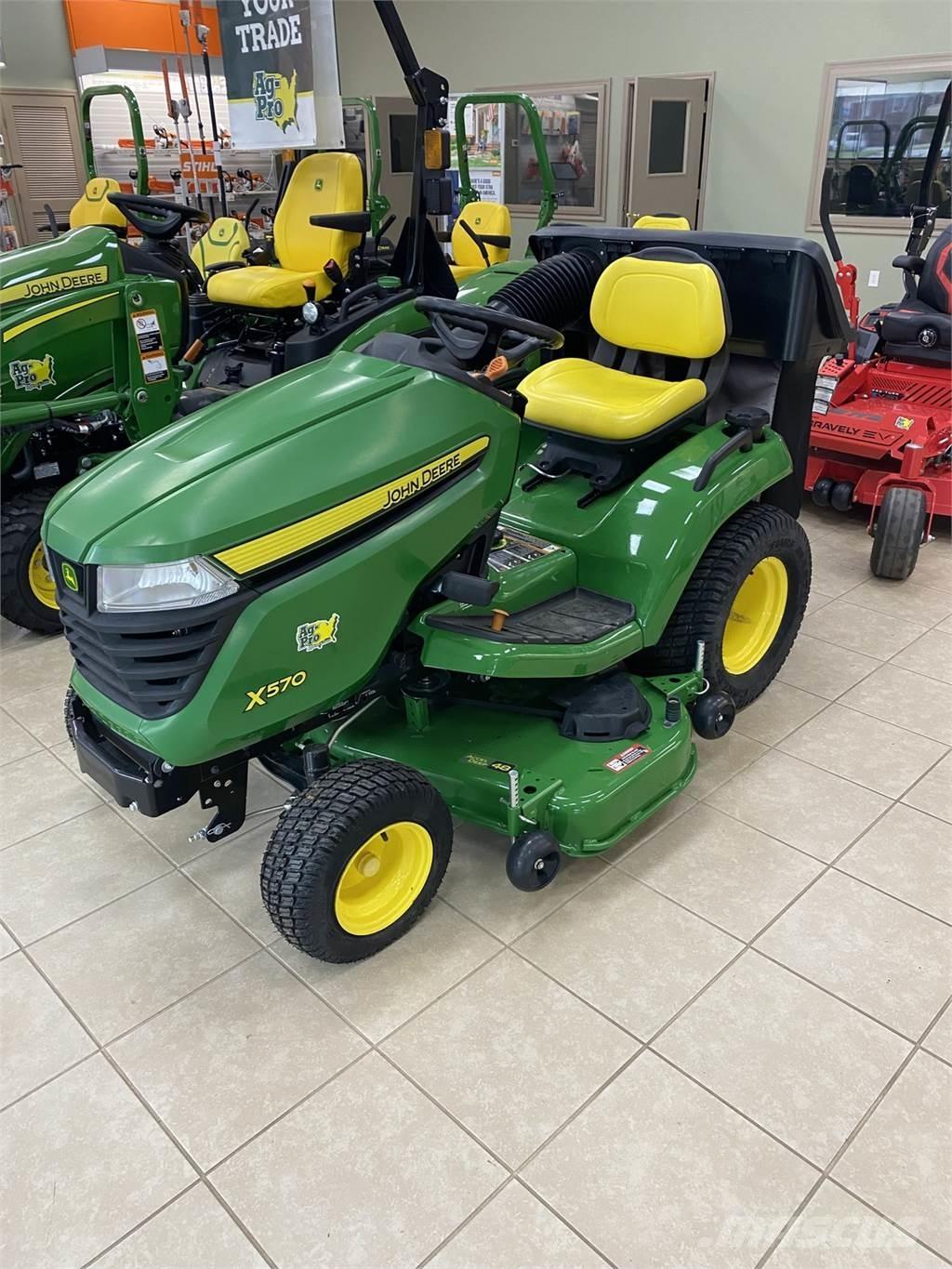 John Deere X570 Коммунальные тракторы