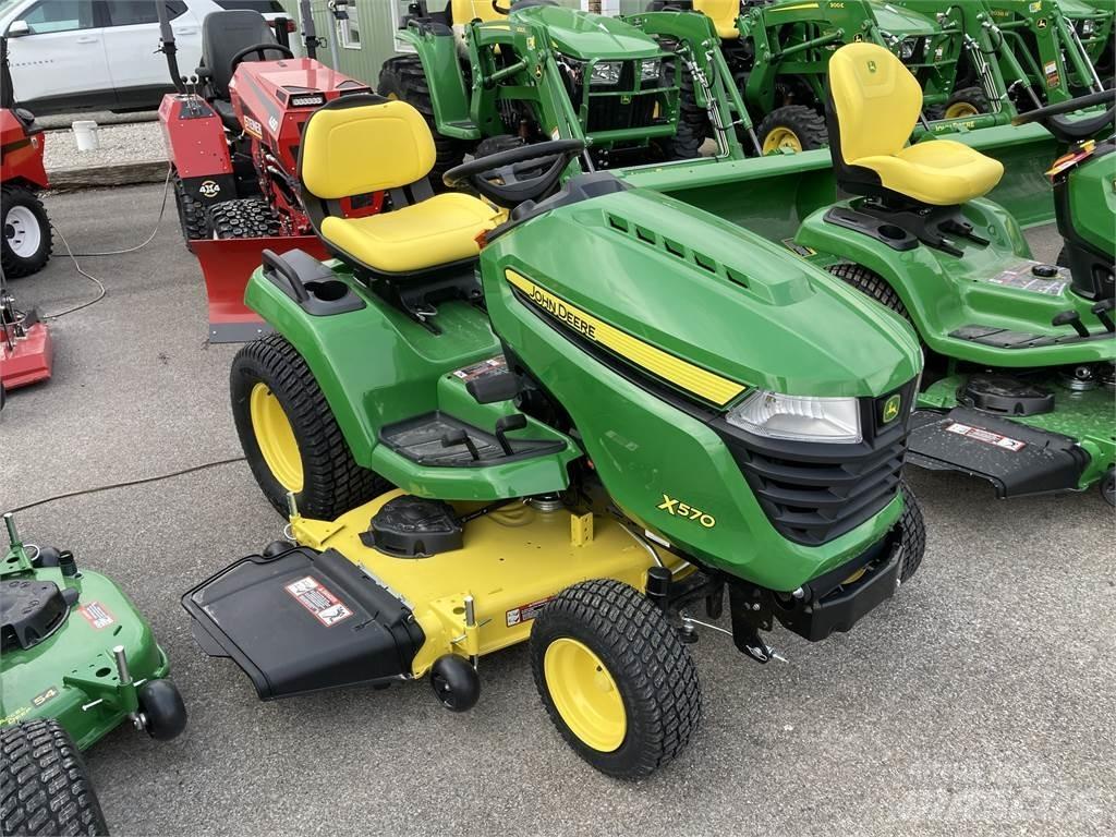 John Deere X570 Коммунальные тракторы