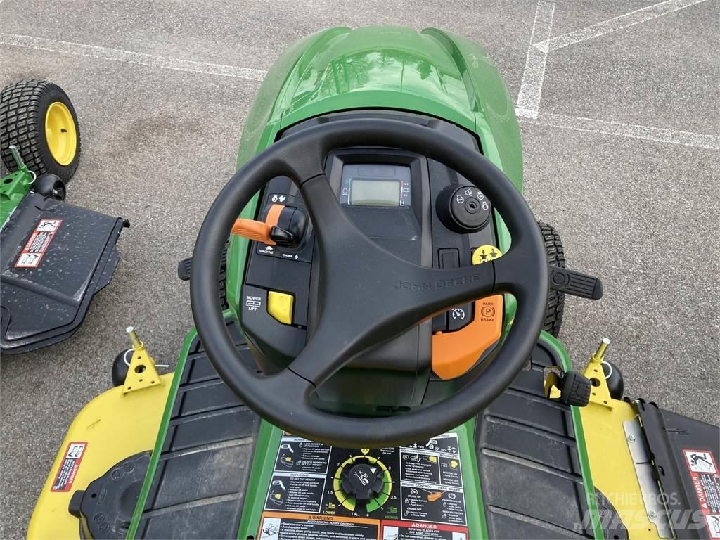John Deere X570 Коммунальные тракторы