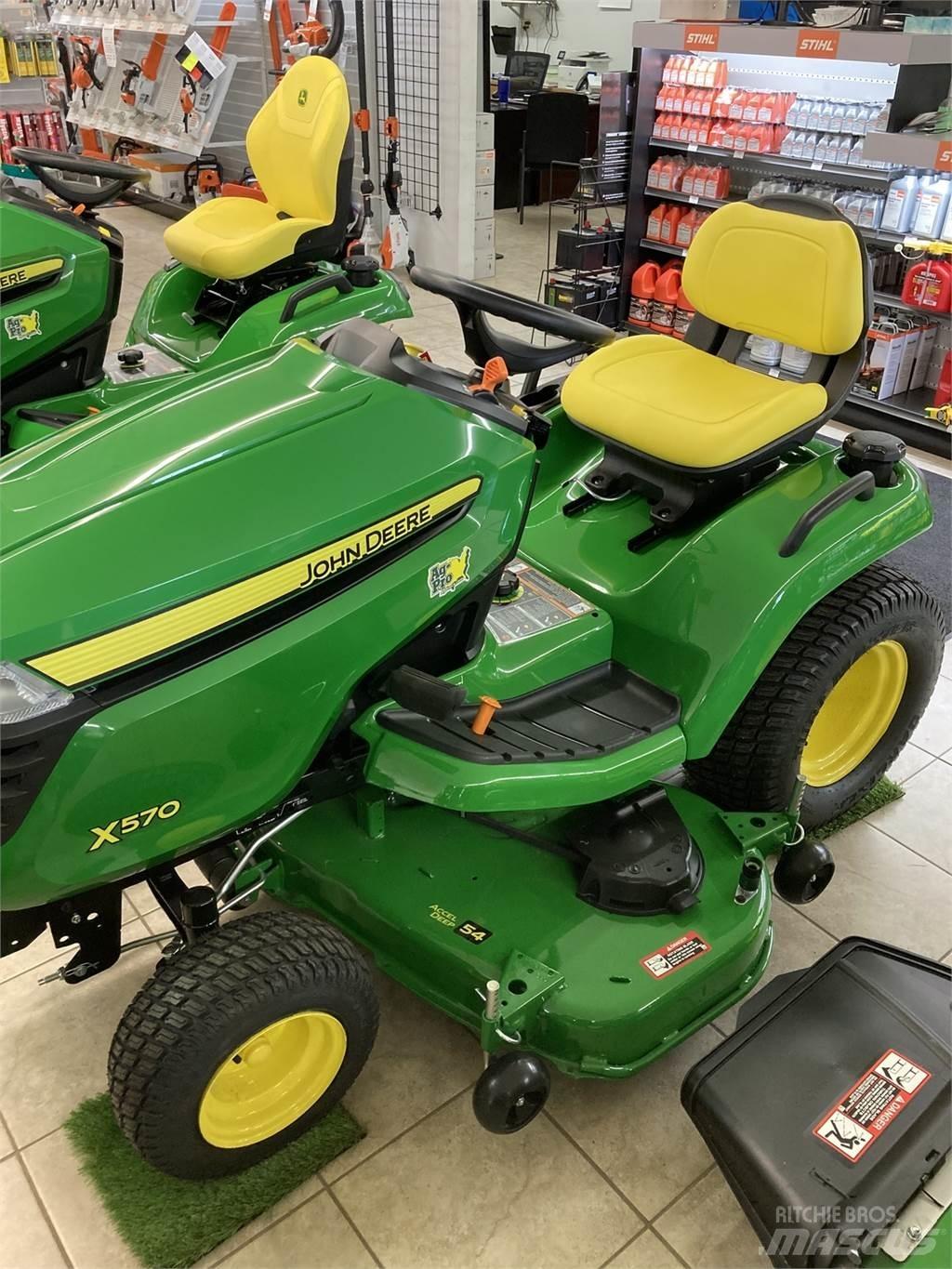 John Deere X570 Коммунальные тракторы