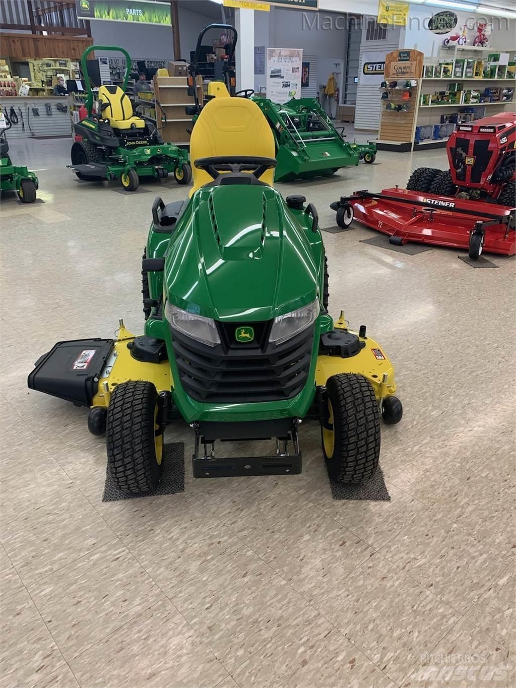 John Deere X590 Коммунальные тракторы