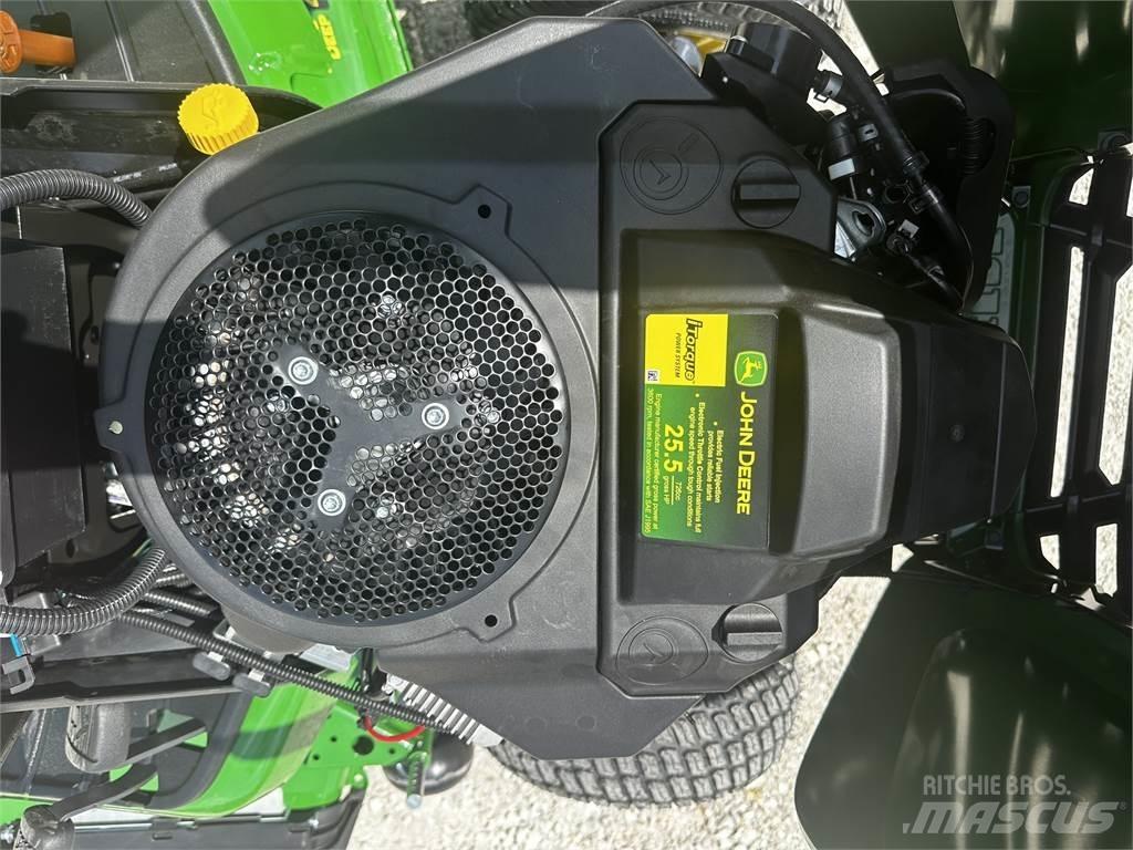 John Deere X590 Коммунальные тракторы