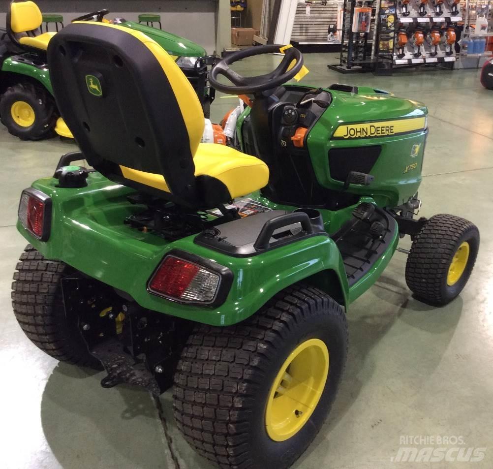 John Deere X750 Коммунальные тракторы
