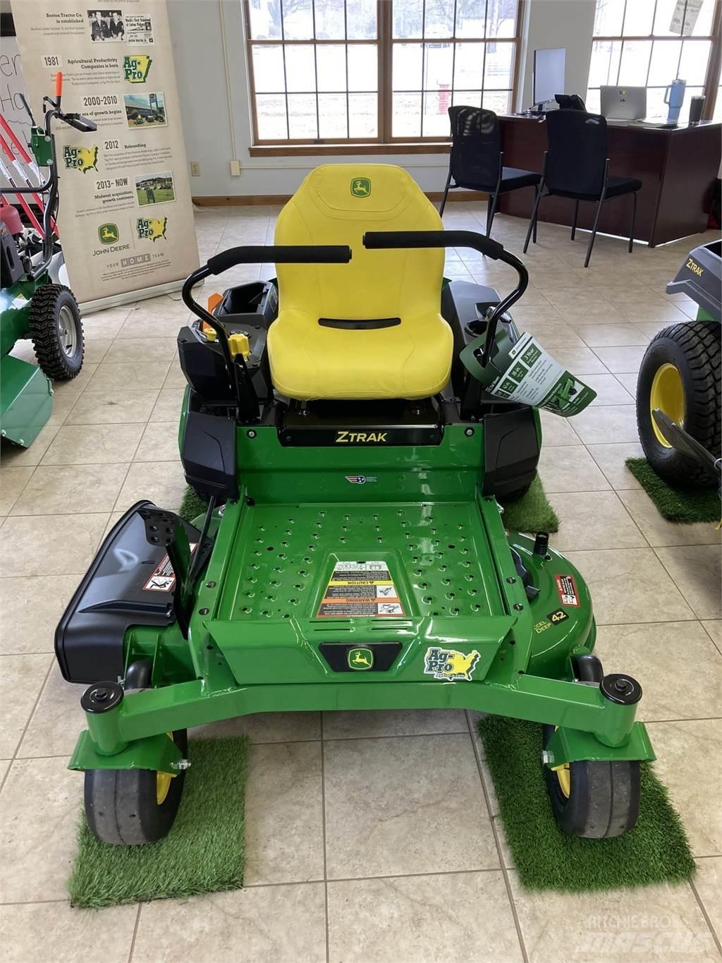 John Deere Z315E Zero turn косилки