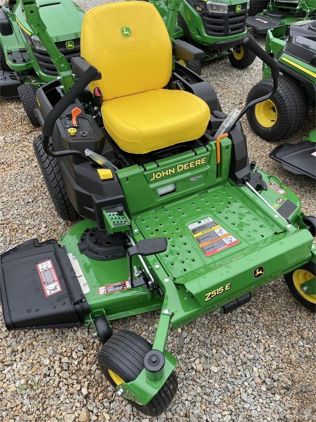 John Deere Z515E Zero turn косилки