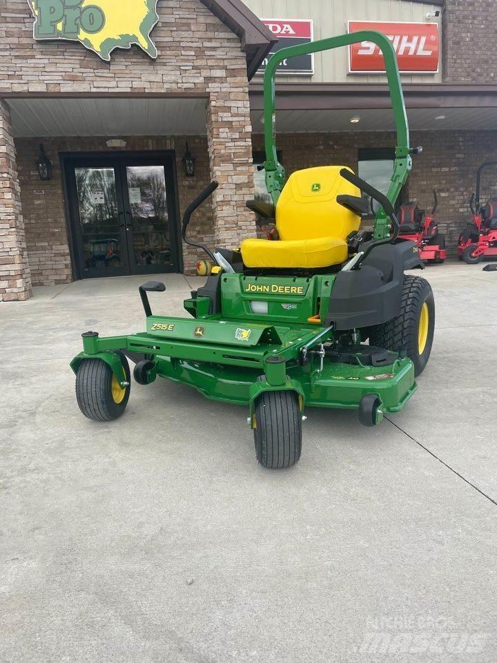 John Deere Z515E Zero turn косилки