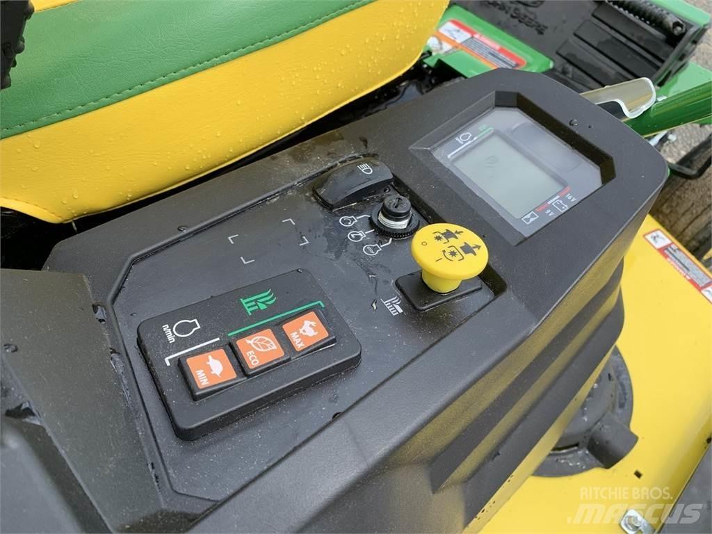 John Deere Z545R Zero turn косилки