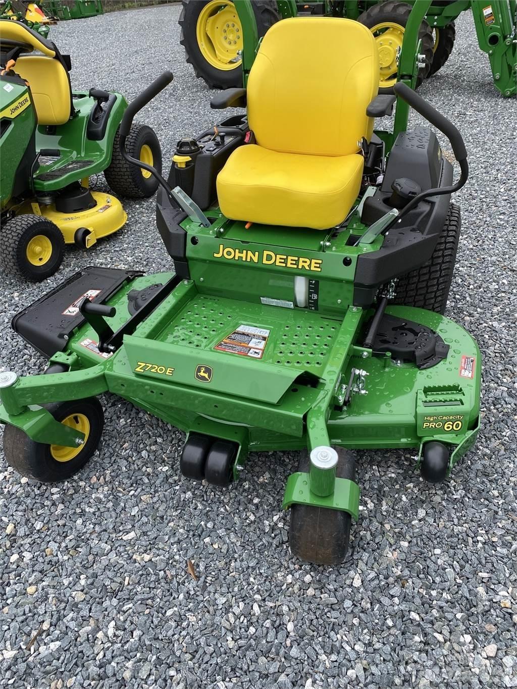 John Deere Z720E Zero turn косилки