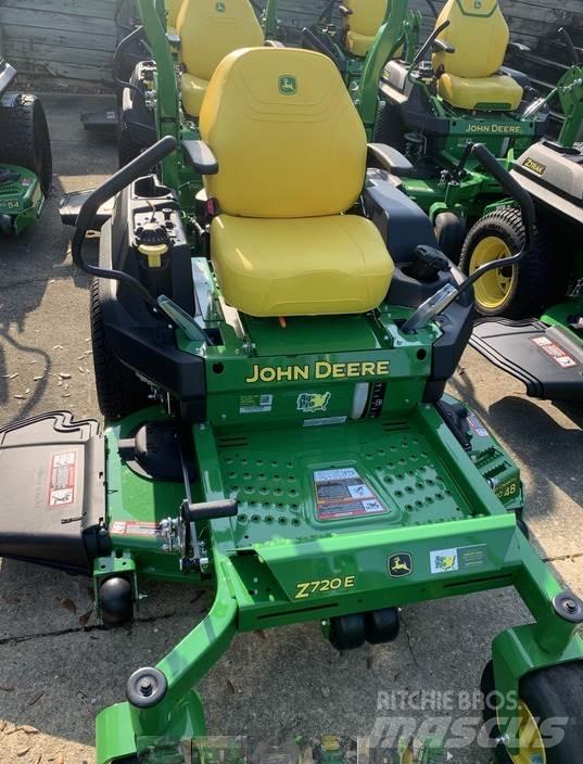 John Deere Z720E Zero turn косилки