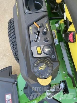 John Deere Z760R Zero turn косилки
