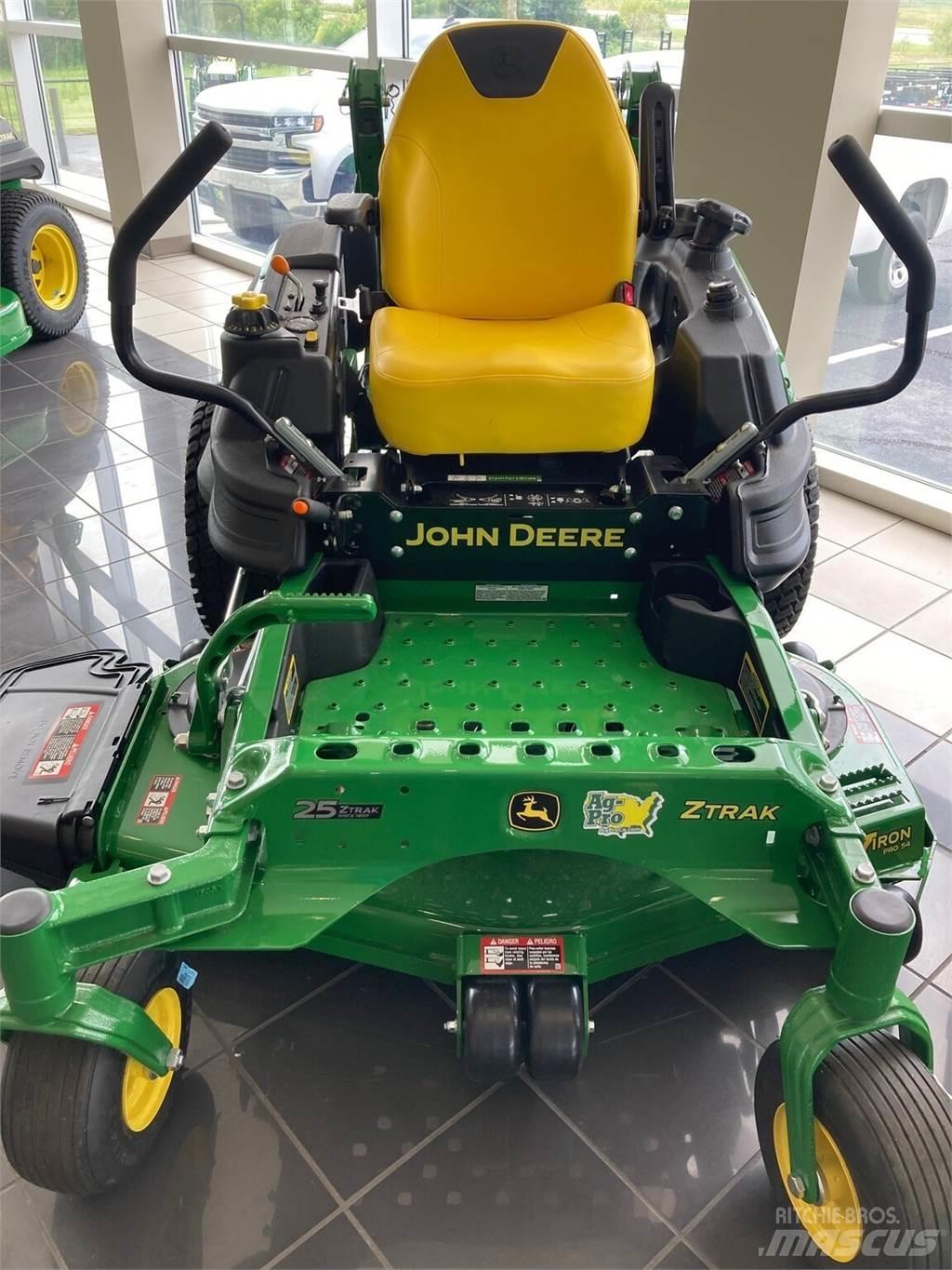 John Deere Z920M Zero turn косилки