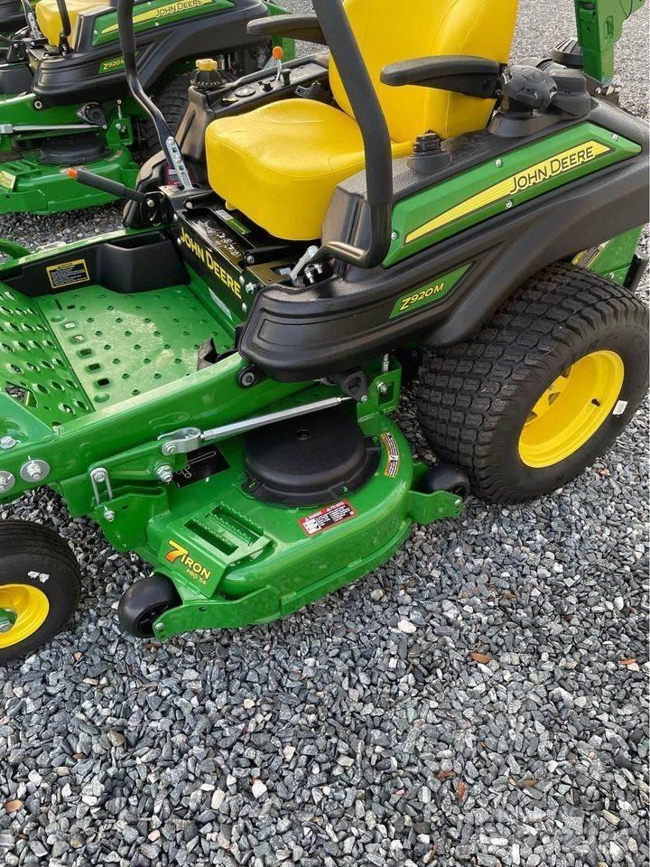 John Deere Z920M Zero turn косилки