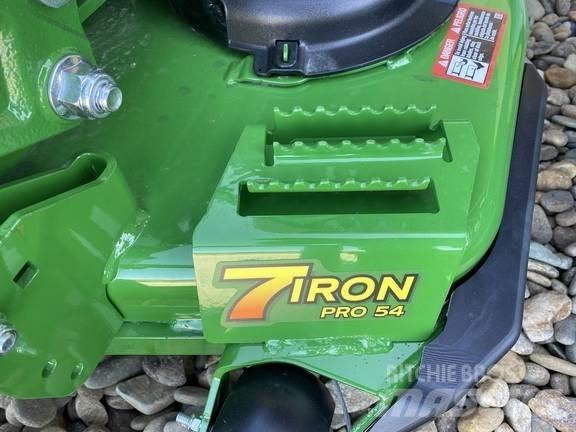 John Deere Z920M Zero turn косилки
