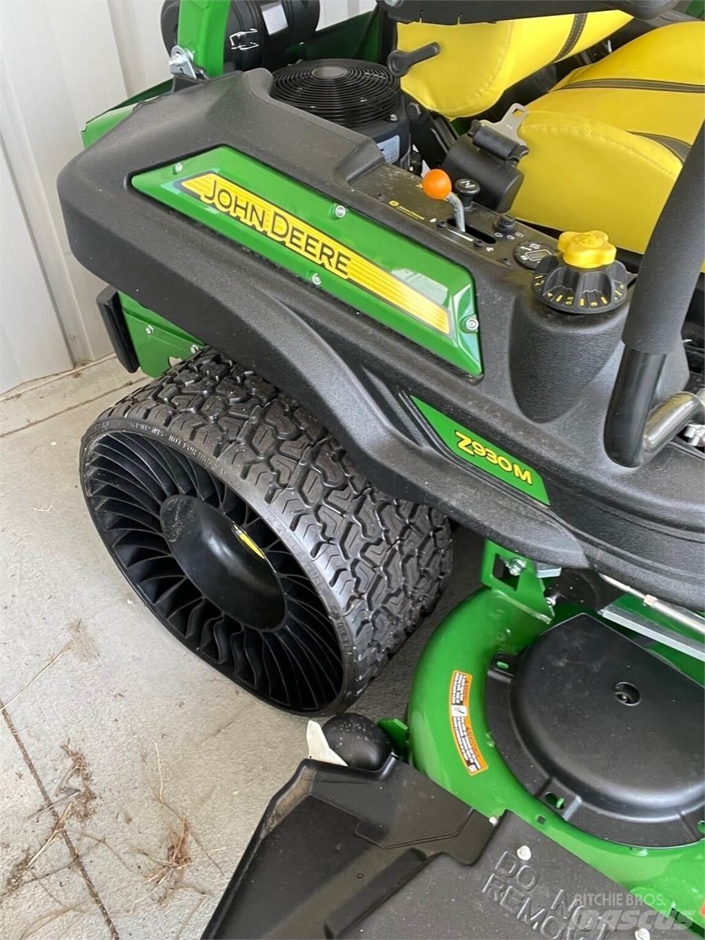 John Deere Z930M Zero turn косилки