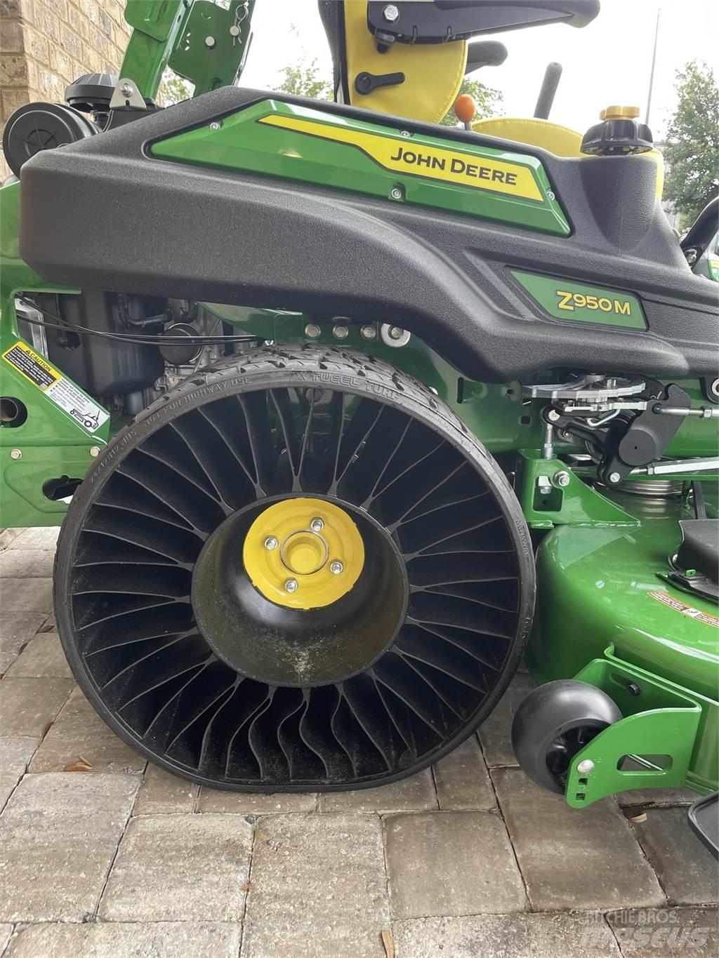John Deere Z950M Zero turn косилки
