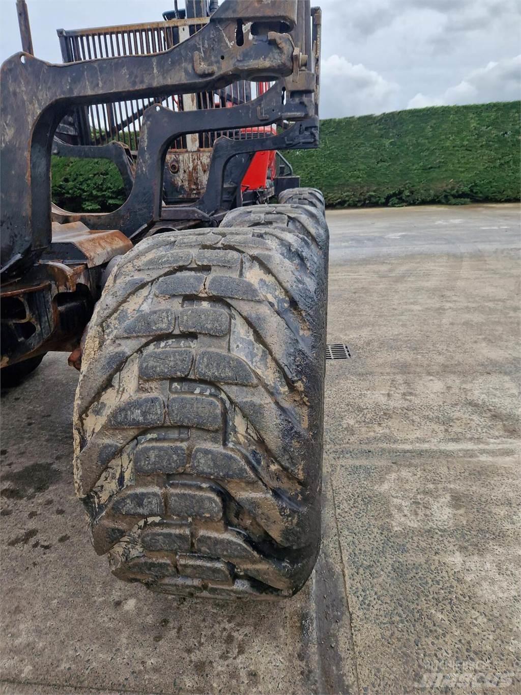 Komatsu 855 Форвардеры