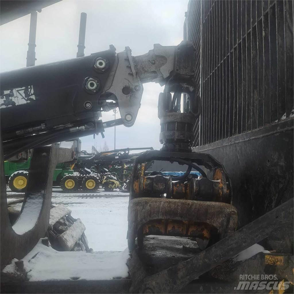 Komatsu 855 Форвардеры