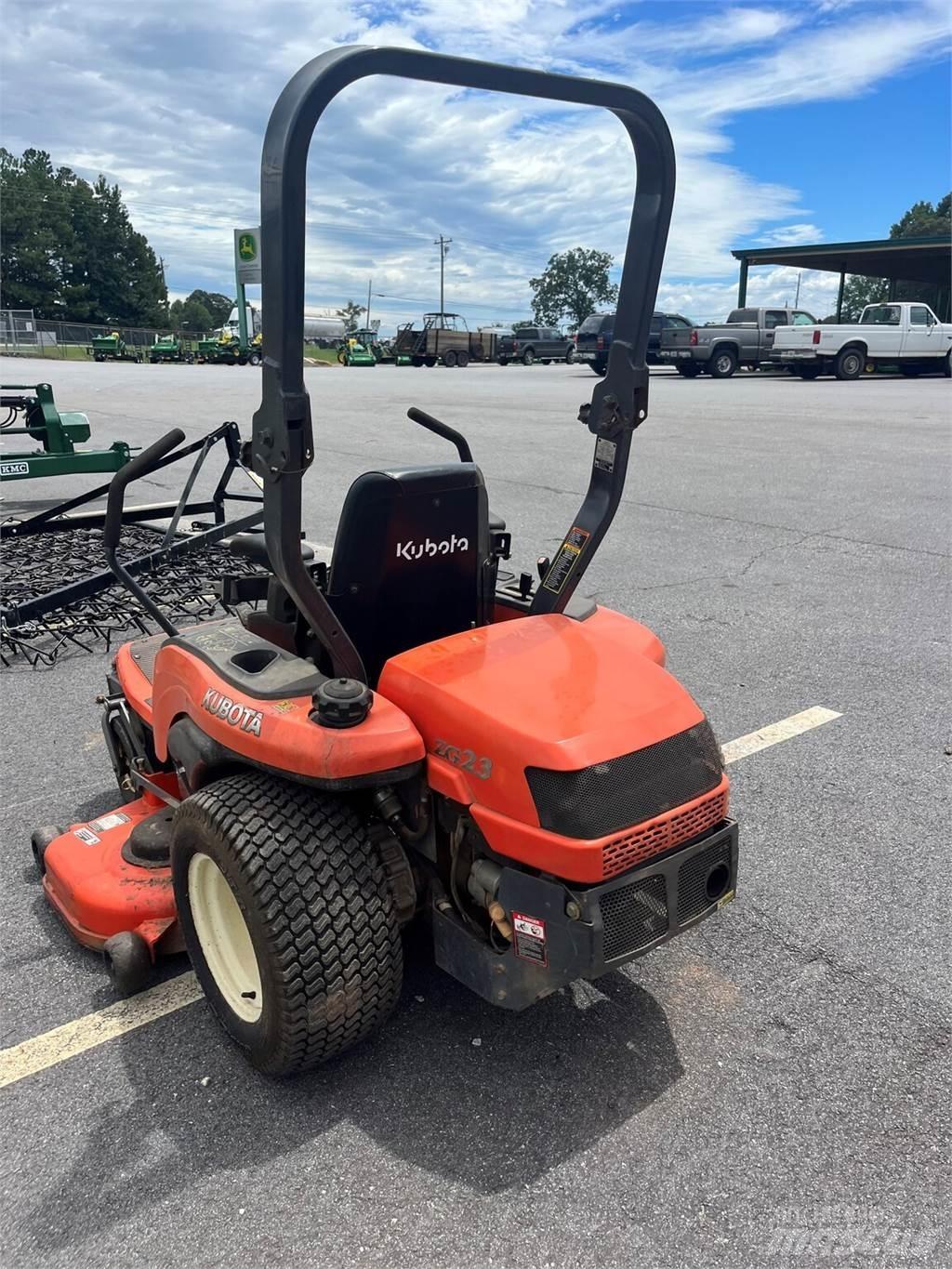Kubota ZG23 Zero turn косилки