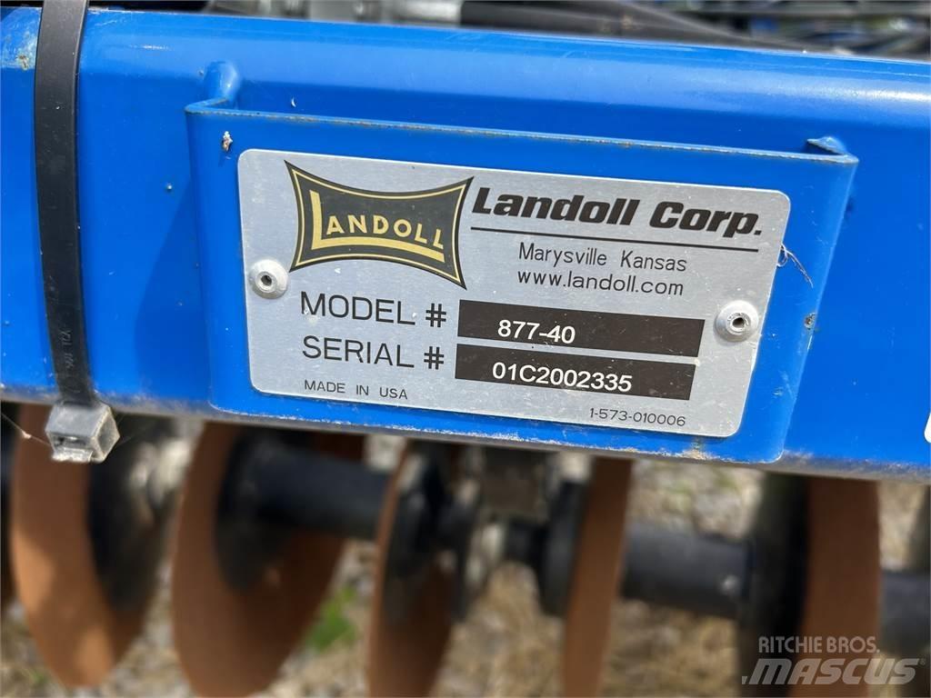 Landoll 877-40 Прочее почвообрабатывающее оборудование