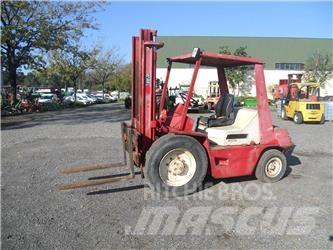 Manitou MCE25H Другие складские механизмы