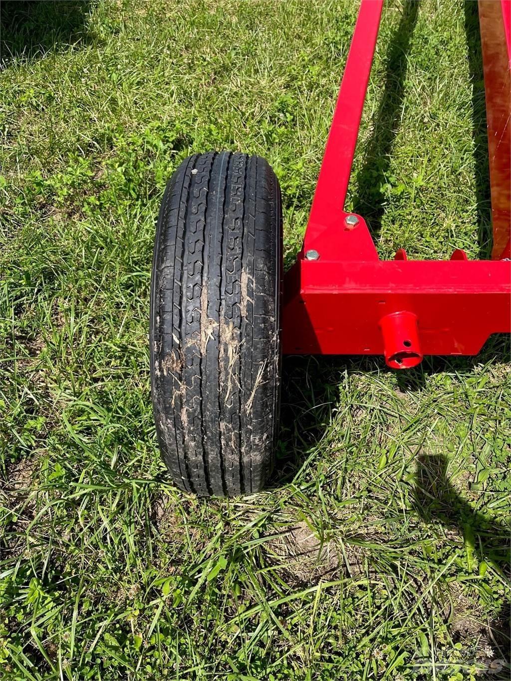 Mayrath 1063 Прицепы перегрузчики зерна