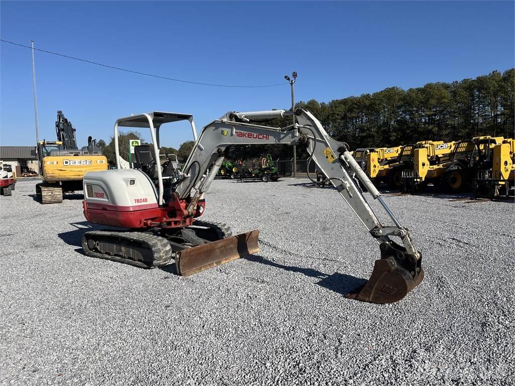 Takeuchi TB240 Мини-экскаваторы