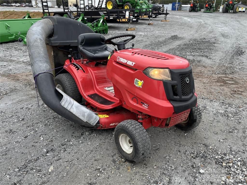 Troy-Bilt Pony Самоходные газонокосилки